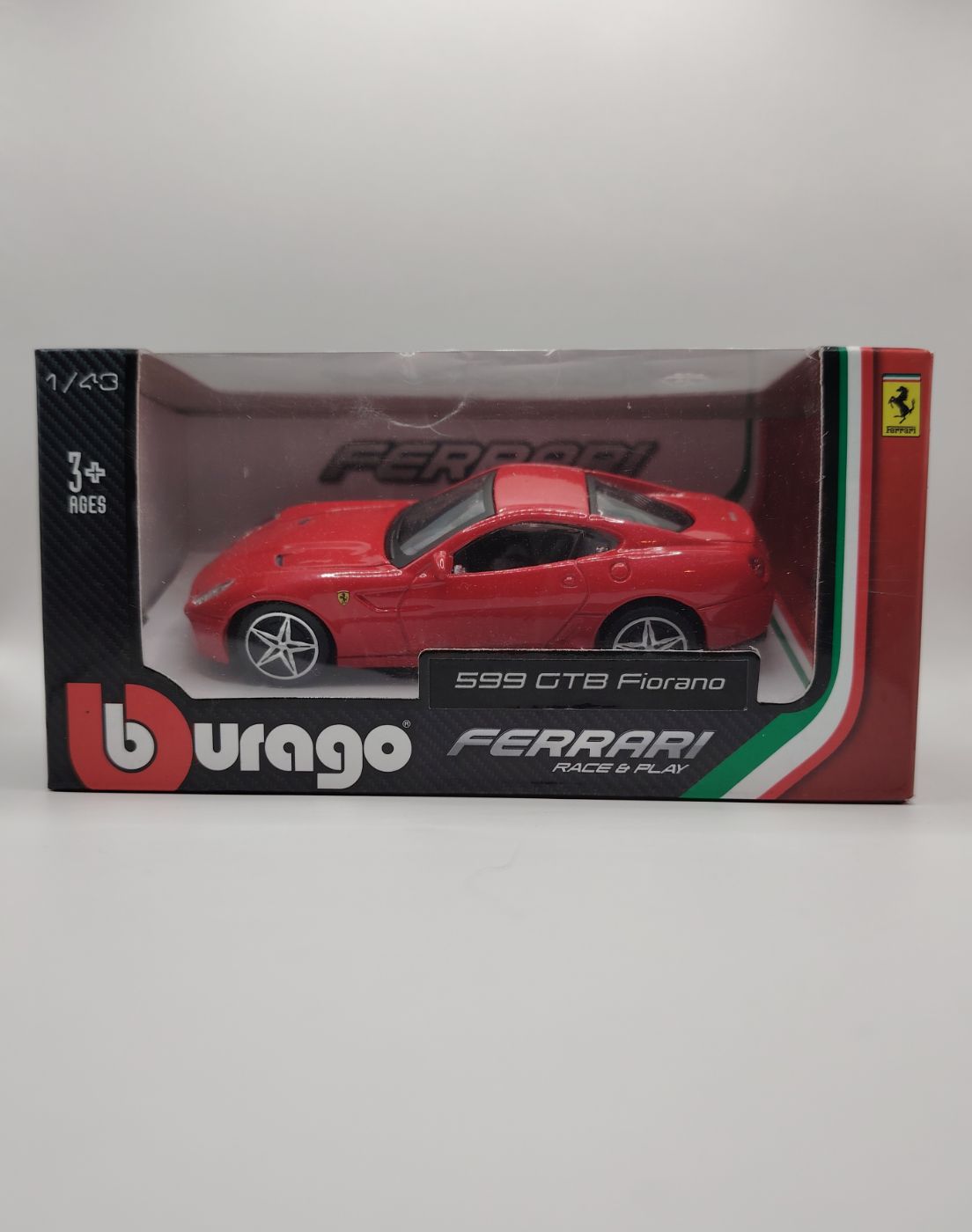Bburago Ferrari 599 GTB Fiorano - Modèle RACE & PLAY 1:18