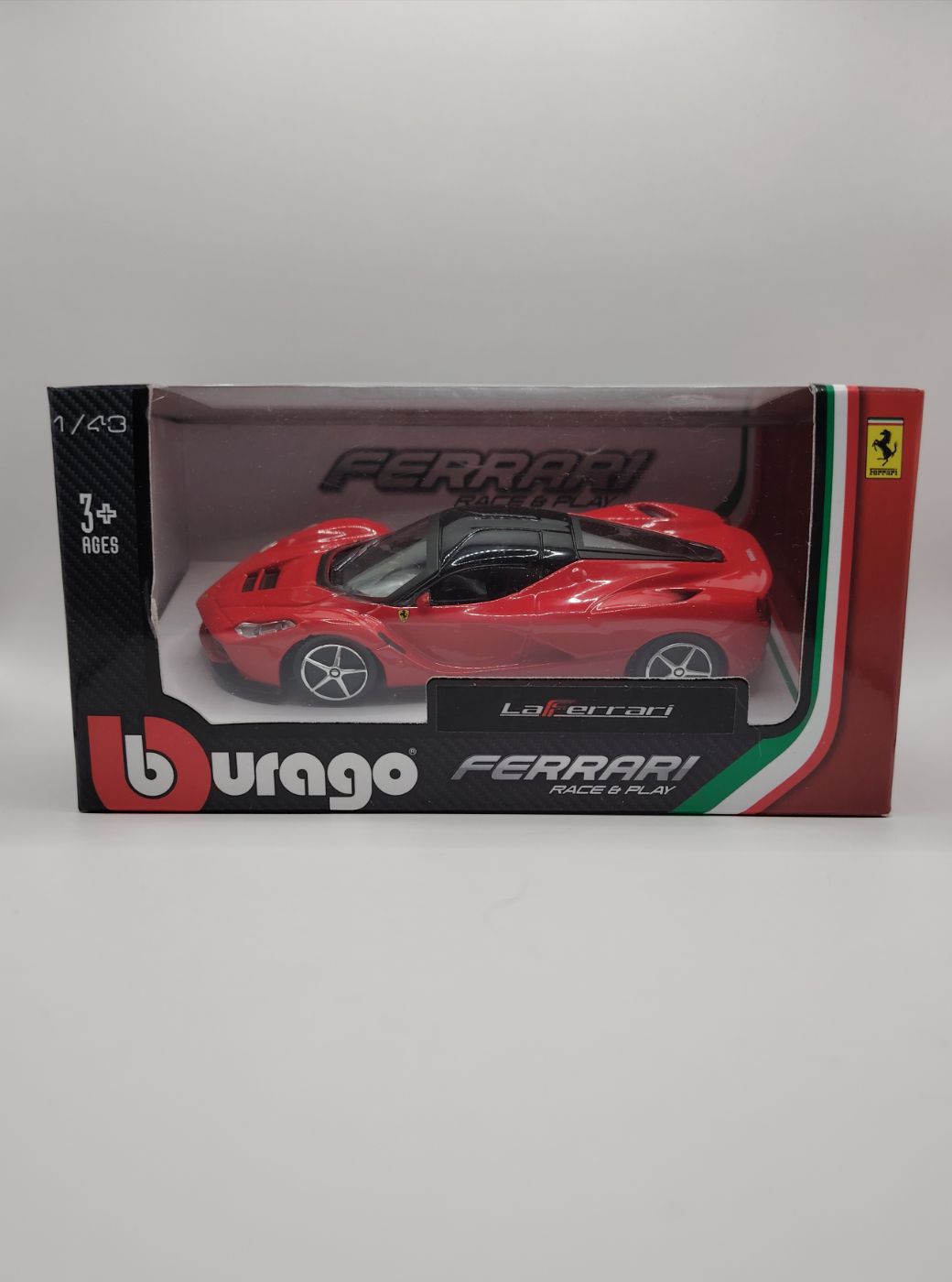 Mini Voiture Bburago LaFerrari - Jouet Ferrari Race & Play
